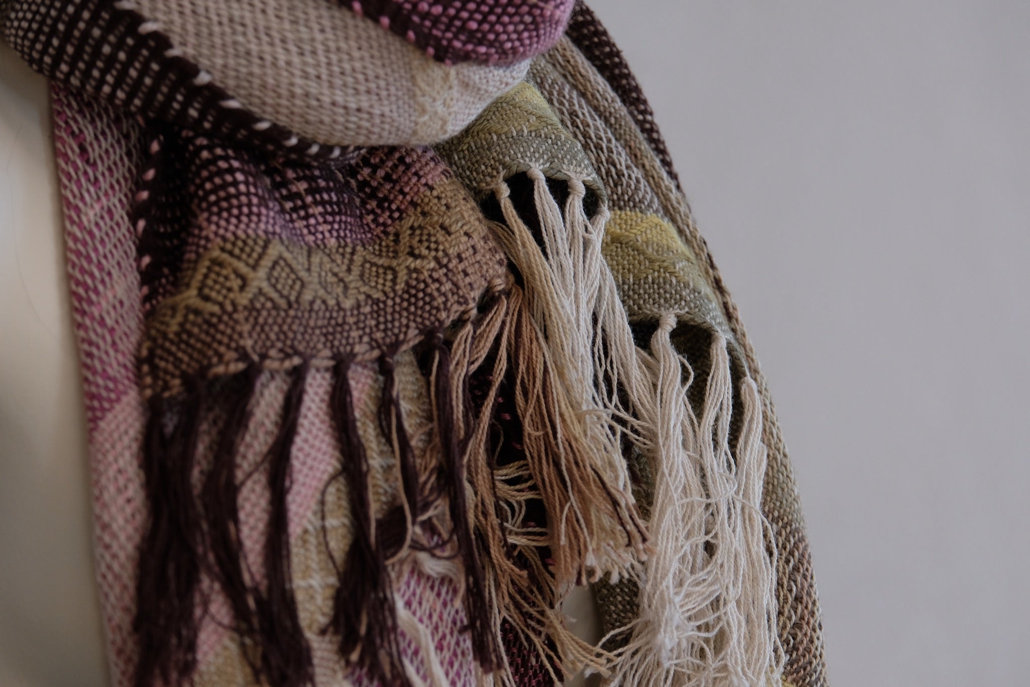 Cochineal Scarf Part : 1
