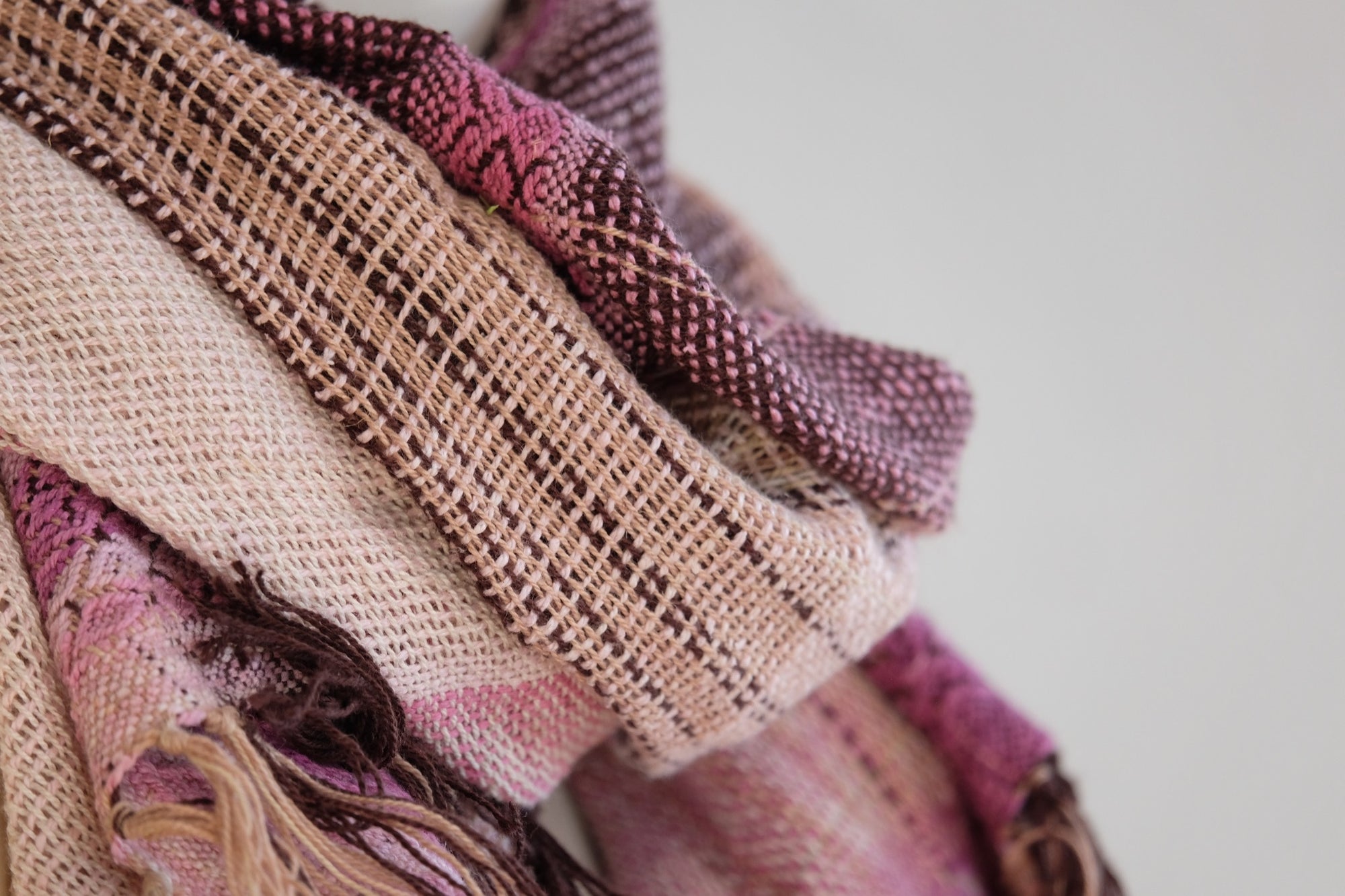Cochineal Scarf Part : 4