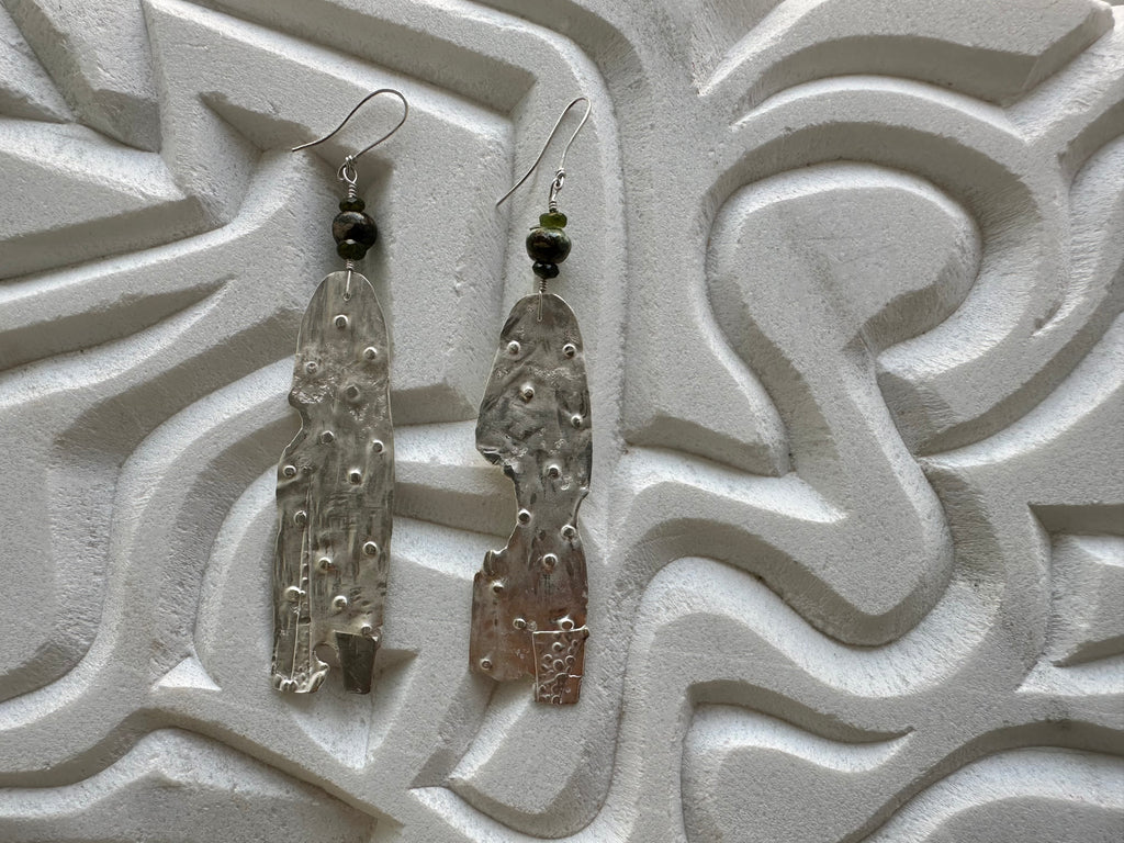 Silver Apparitions
