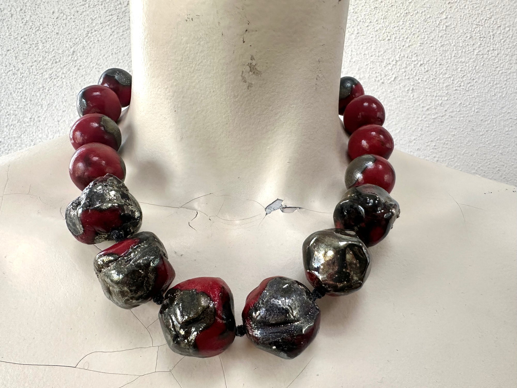 Scarlet Orbs -Raku Adorment