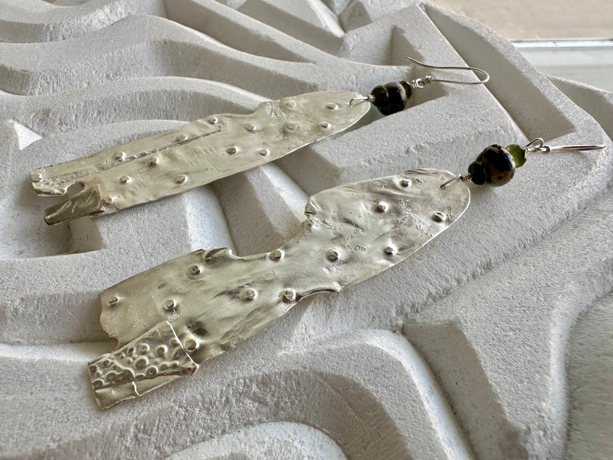 Silver Apparitions
