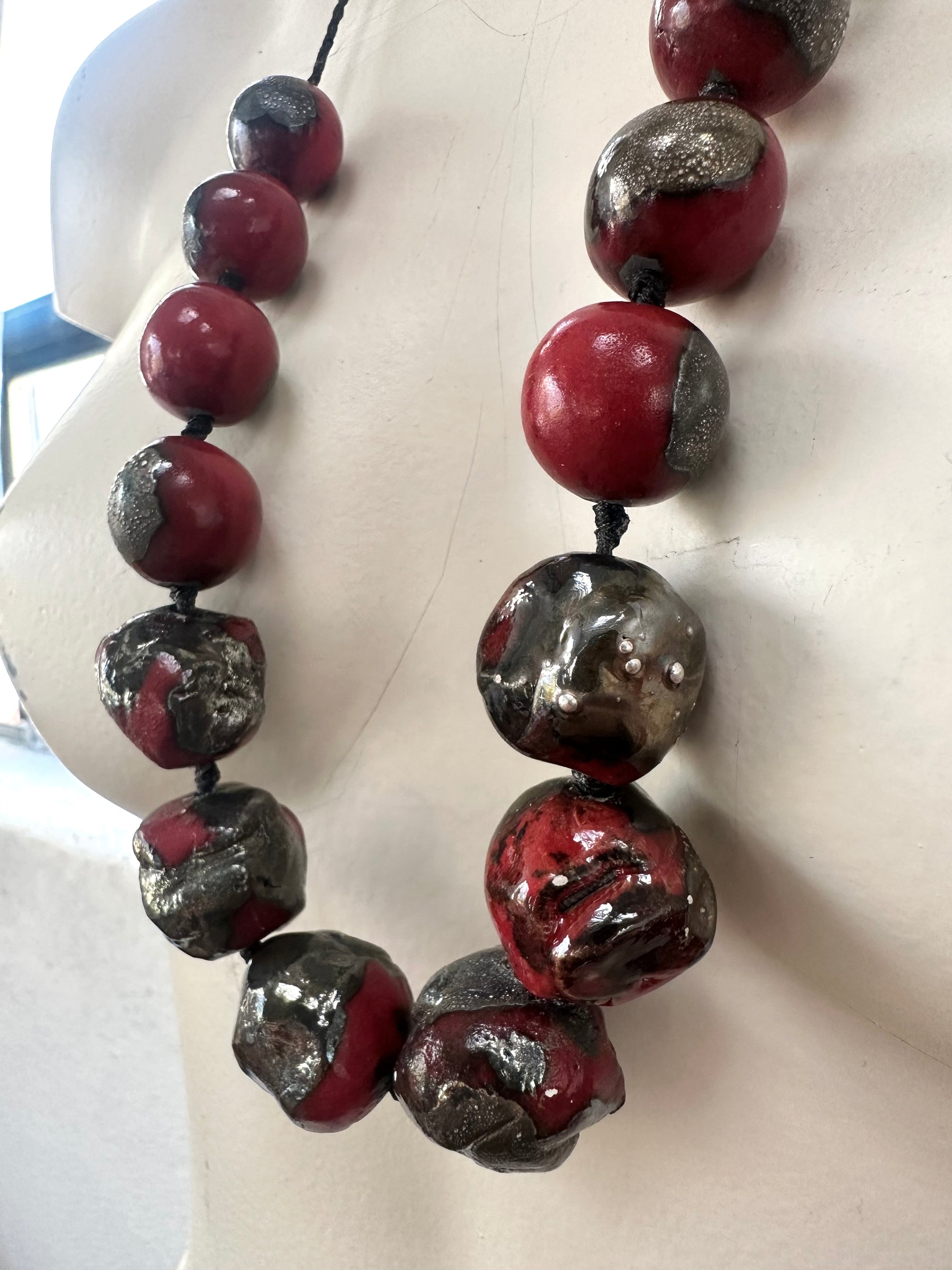 Scarlet Orbs -Raku Adorment