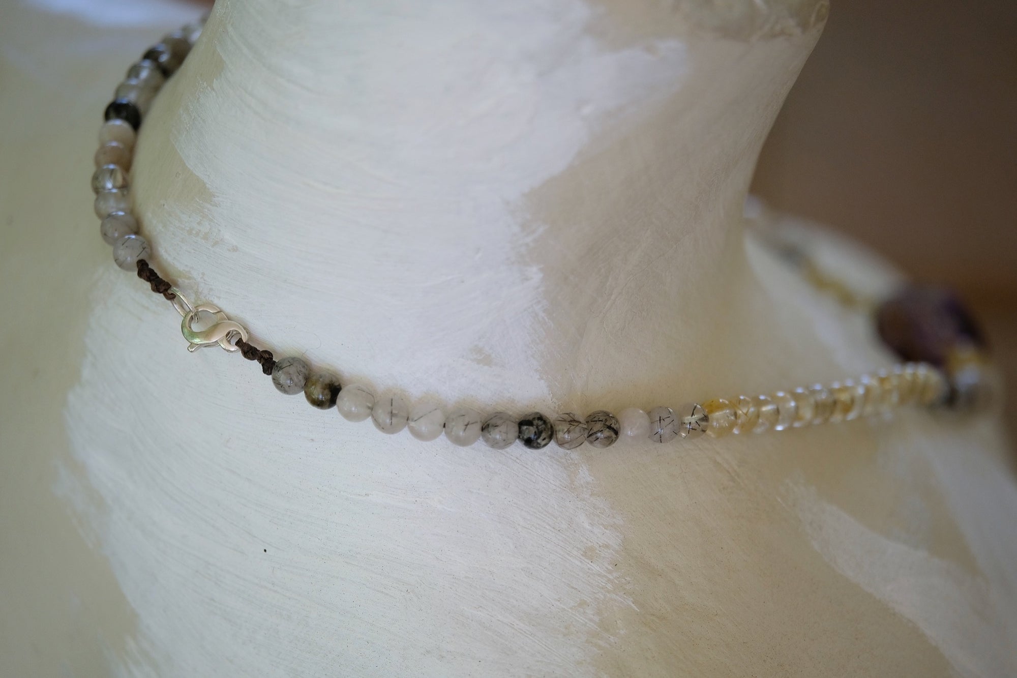 Rutilated Stones Adornment