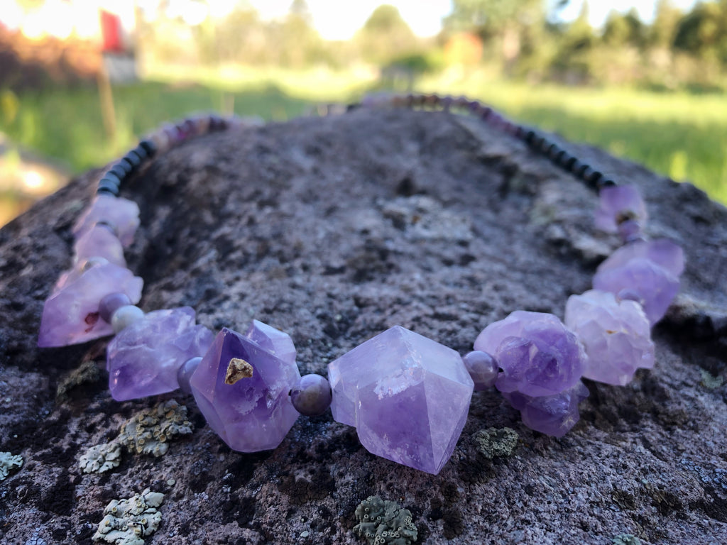 Tibetan Amethyst Assembly